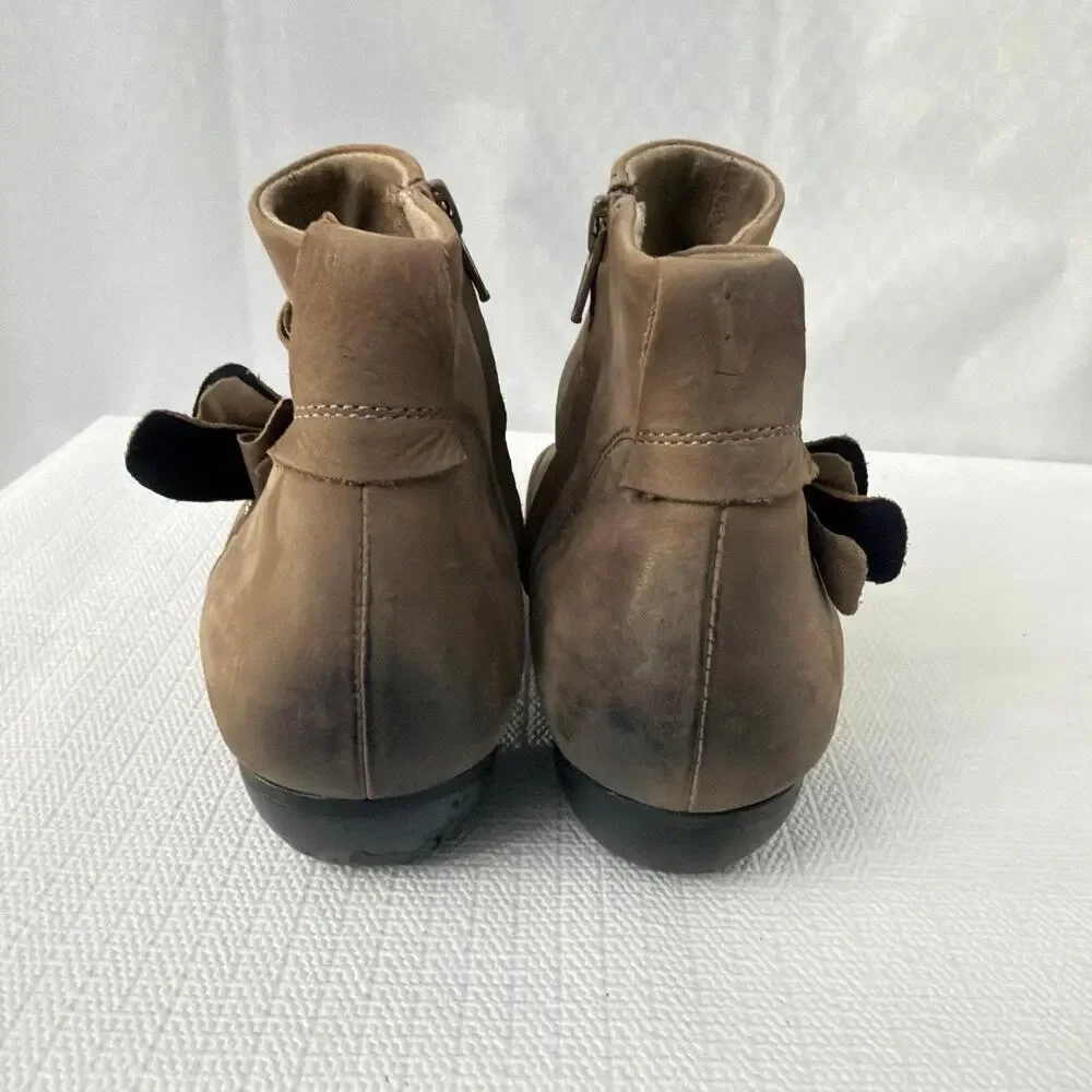 Taos Boots Womens Size 8 Brown Oiled Leather Bootie Side Zip
